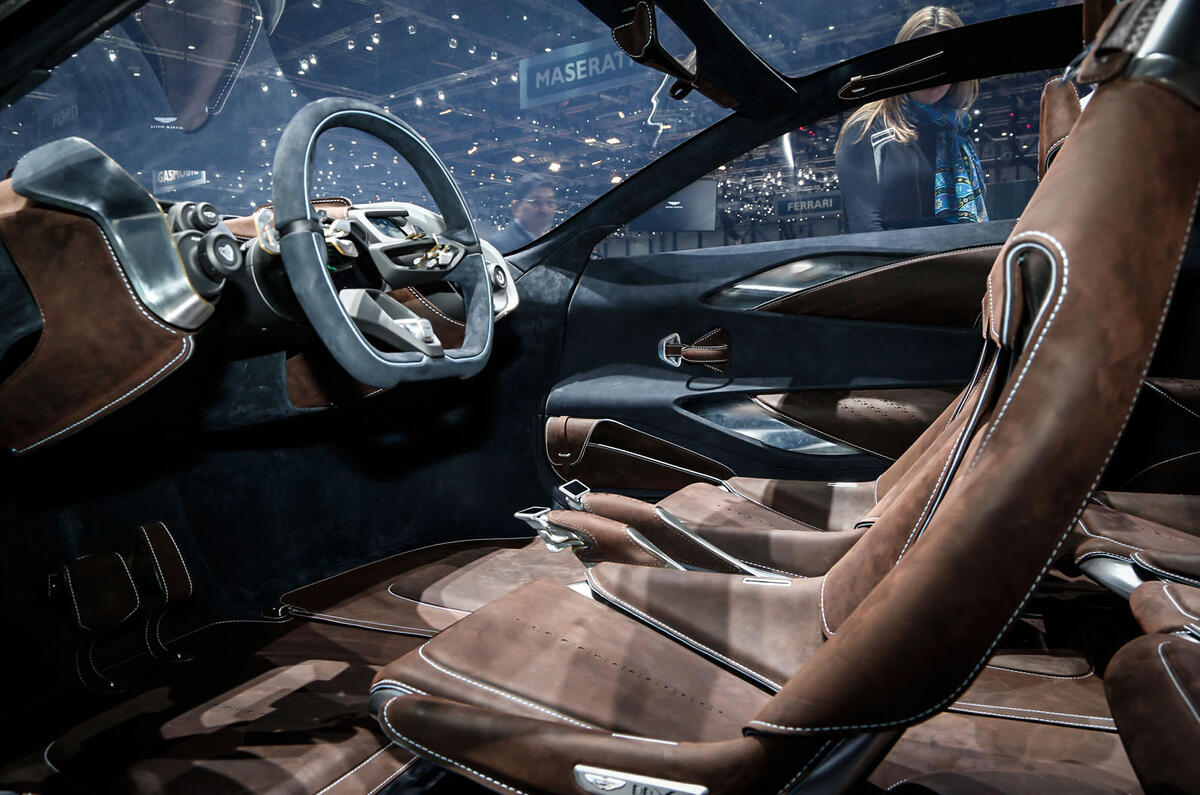 Aston Martin DBX interior
