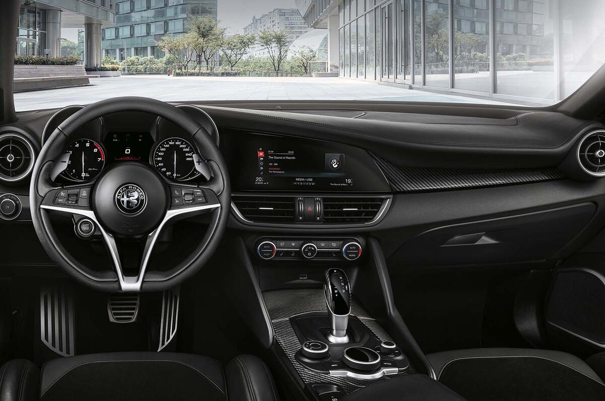 Alfa Romeo Giulia Veloce Ti Carbon Botb