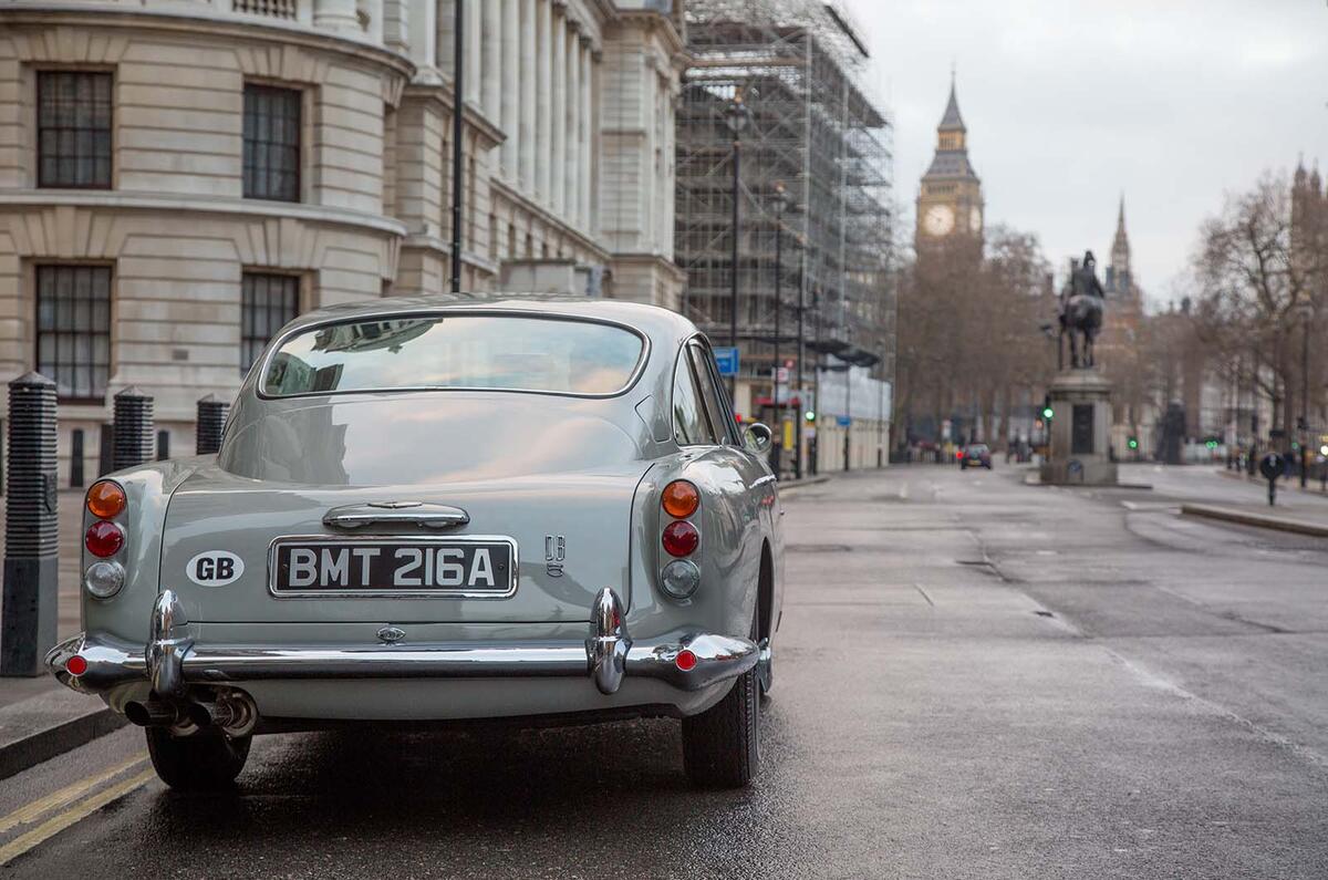 Aston Martin To Produce 25 Bond Replica Goldfinger Db5s