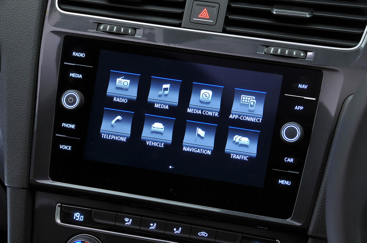 Volkswagen Golf 1 0 TSI 110 SE Navigation 2022 review Autocar Volkswagen Golf 1 0 TSI 110 SE Navigation 2022 review Autocar