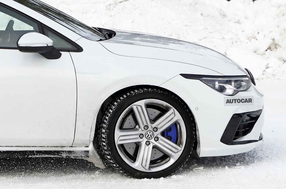 2020 Volkswagen Golf R prototype - side