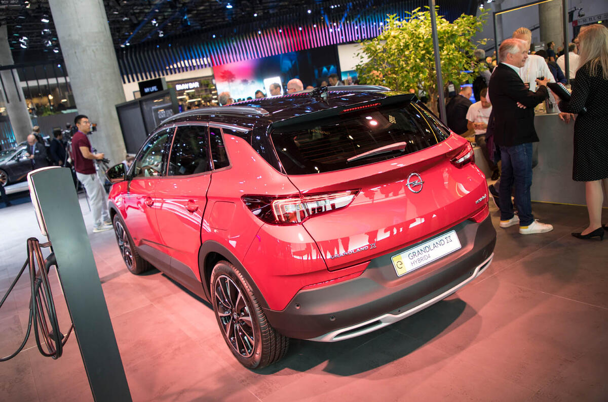 2020 Vauxhall GrandlandX Hybrid4 at Frankfurt motor show 2019