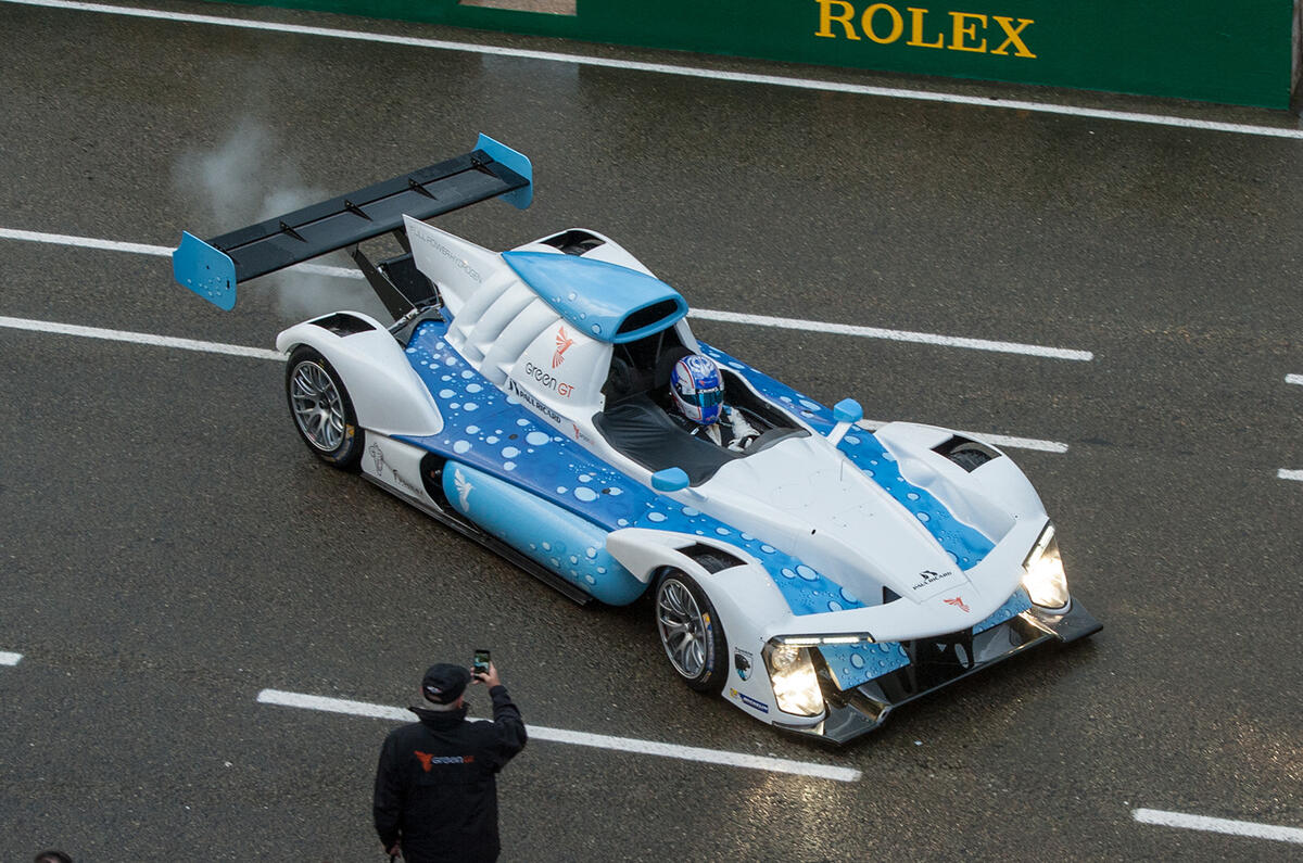 Hydrogen fuel cell racing car