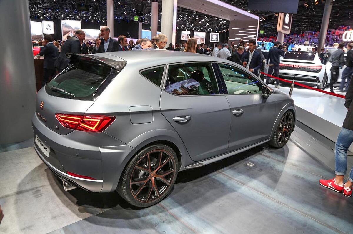 Seat Leon Cupra R Uk Allocation Of 306bhp Hot Hatch Sells Out Autocar