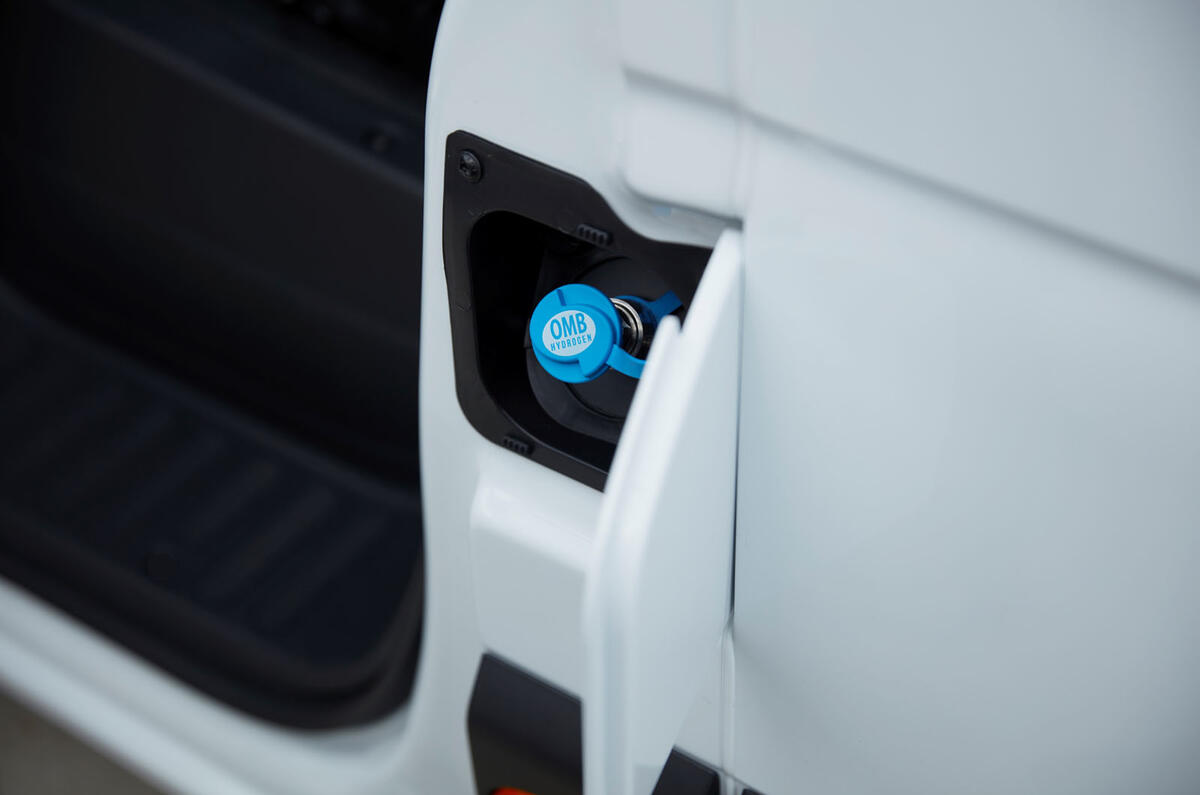 Hydrogen Fuelled Vans Renault Master ZE Hydrogen In 2020!
