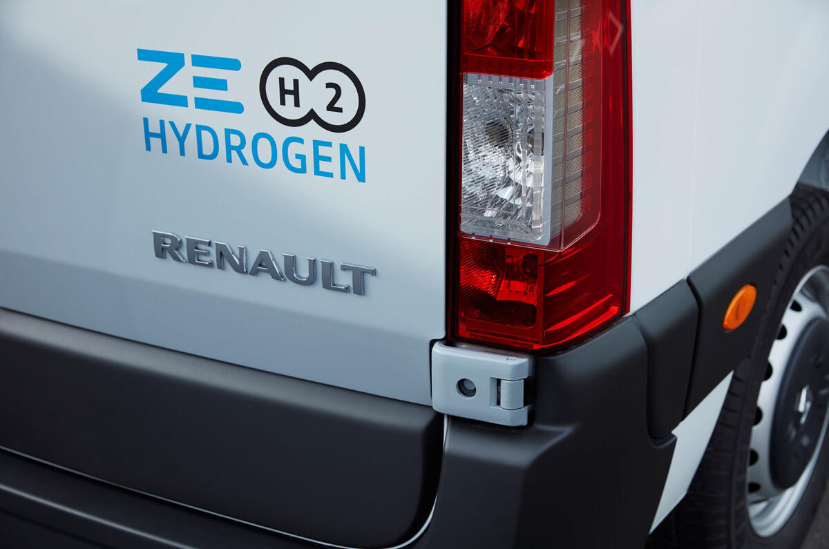 Renault launches hydrogen rangeextender in electric Kangoo and Master