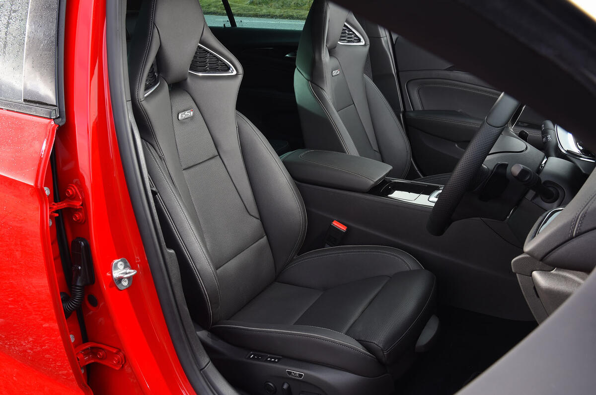 Vauxhall Insignia GSi 