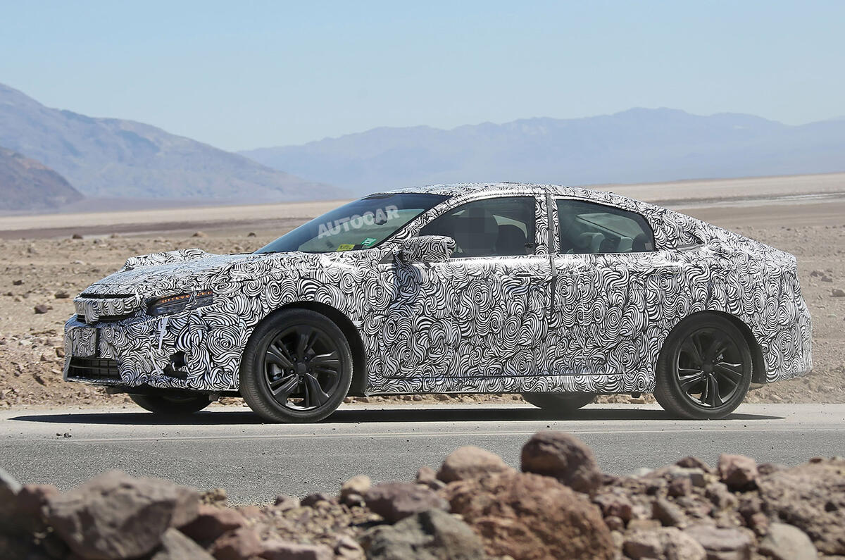 2017 Honda Civic spy picture