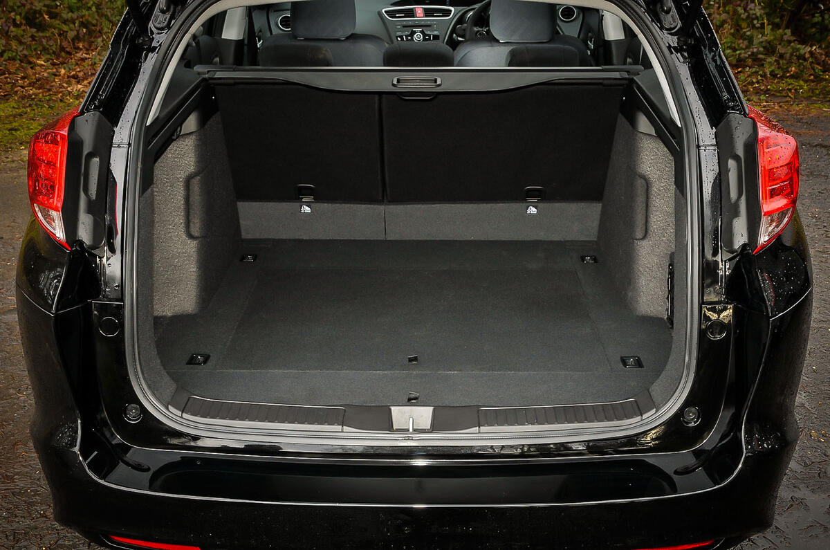 Honda Civic Tourer 2015 User Manual Honda Civic Tourer 2015 User Manual