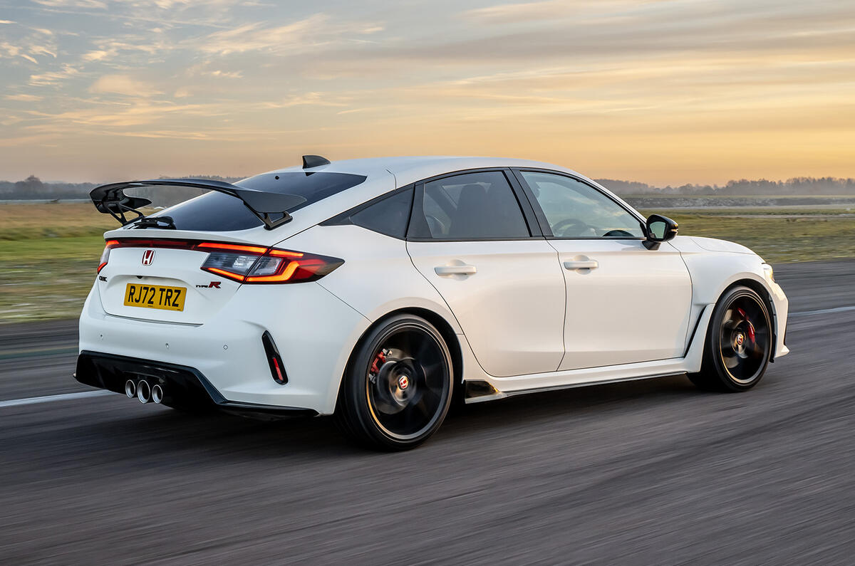 Honda Civic Type R 2023 conduite arrière