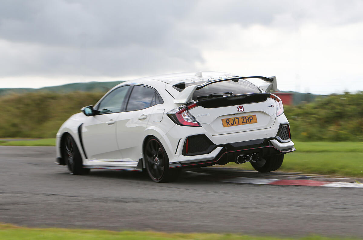 honda civic type r gt 2017 honda civic type r gt uk 2017 review autocar honda civic type r gt 2017 honda civic type r gt uk 2017 review autocar