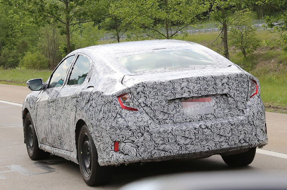2017 Honda Civic spy picture