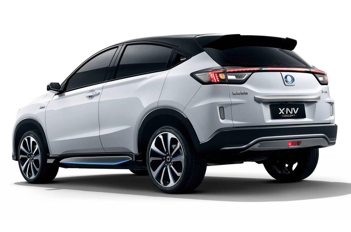 Honda X-NV concept - rear