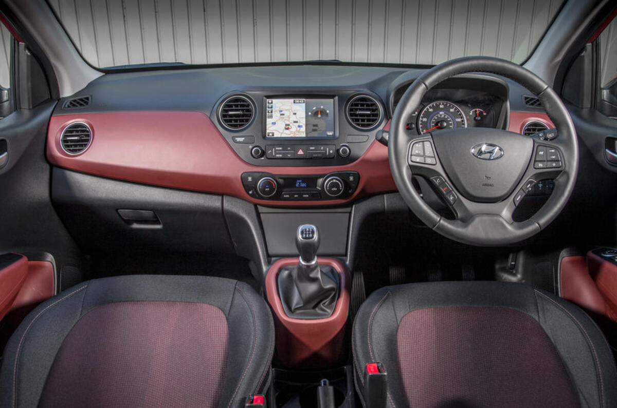 Hyundai i10 nearly-new buying guide - interior