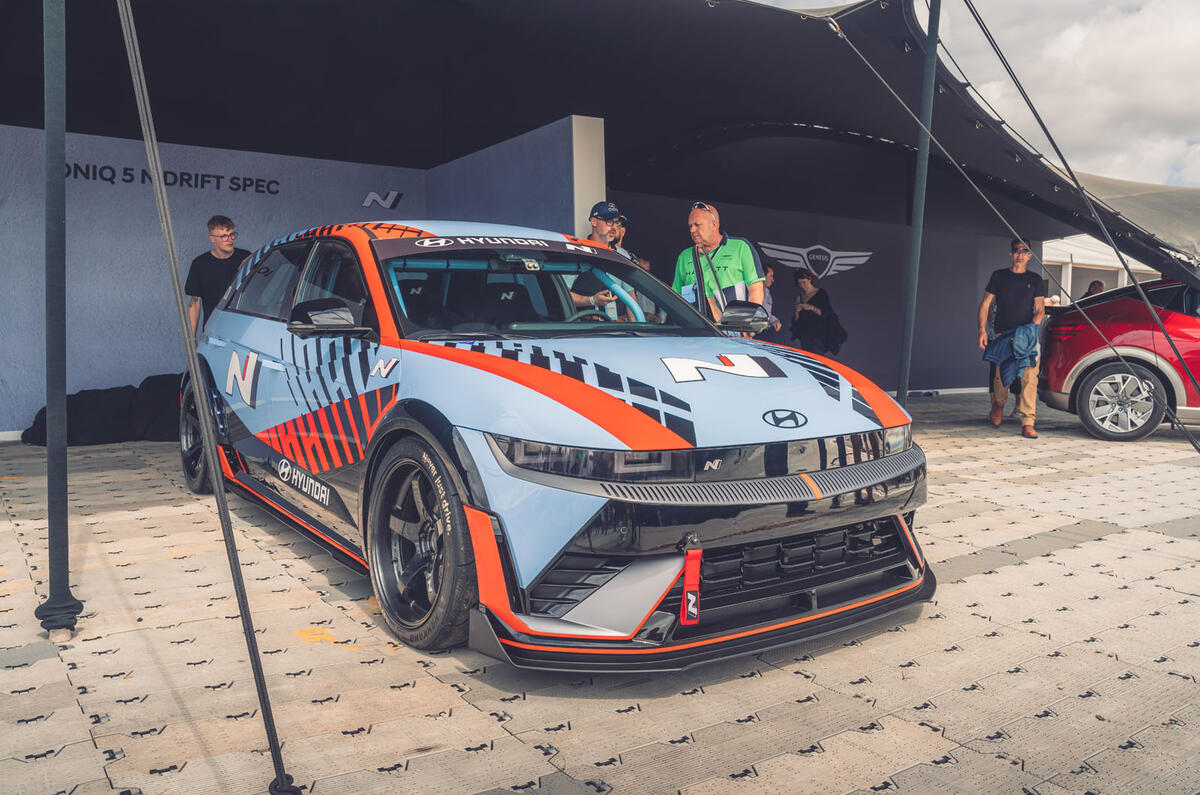 Hyundai Ioniq 5 N Goodwood front 3 4