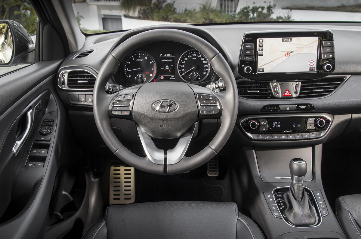 2017 Hyundai I30 1 4 T Gdi Premium Review Autocar