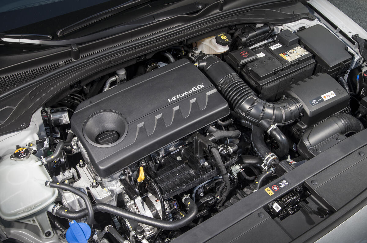 2017 Hyundai I30 1 4 T Gdi Premium Review Autocar