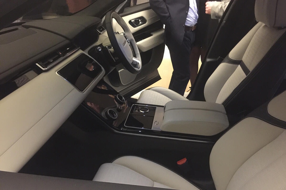 Range Rover Velar interior