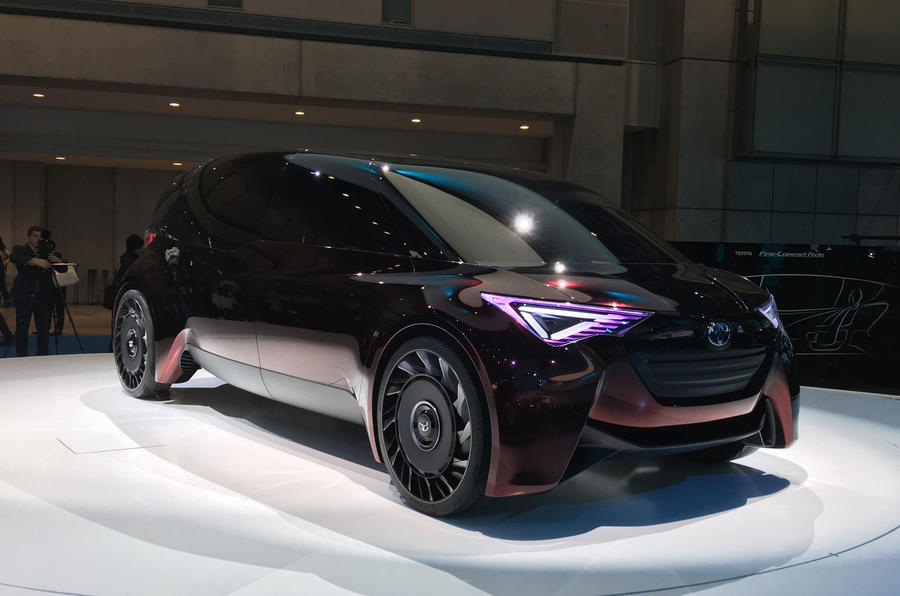 Toyota Fine-Comfort Ride shows how a zero-emissions luxury car of the future could look
