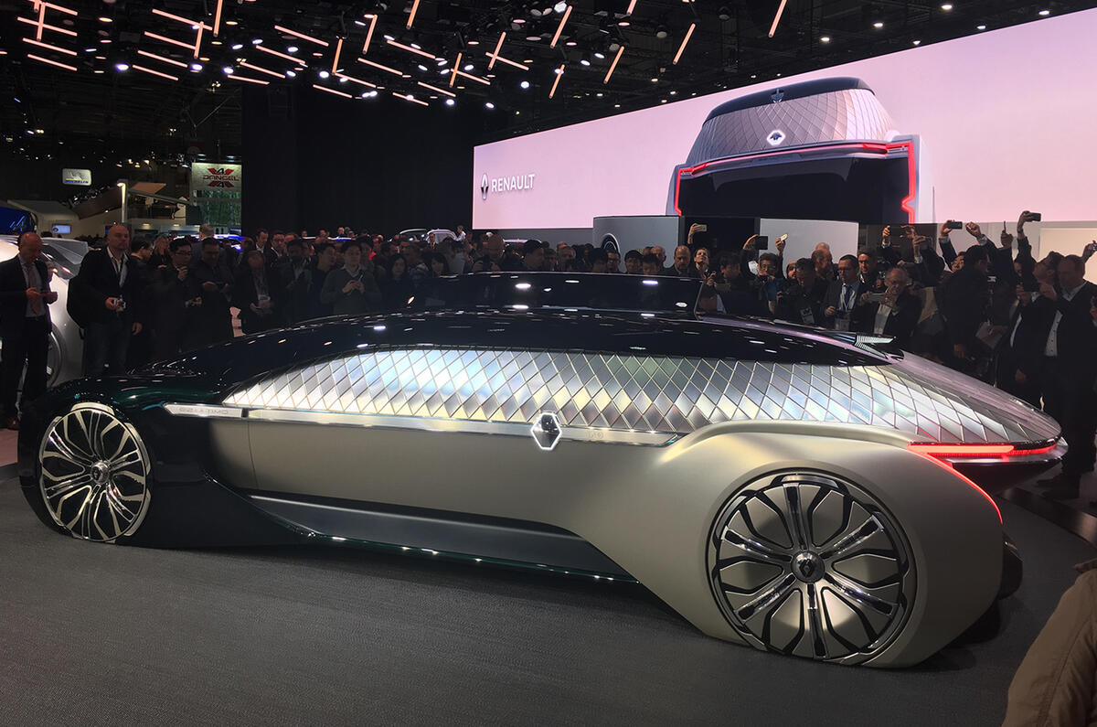 Renault Ez Ultimo Is Luxury Self Driving Limo Autocar