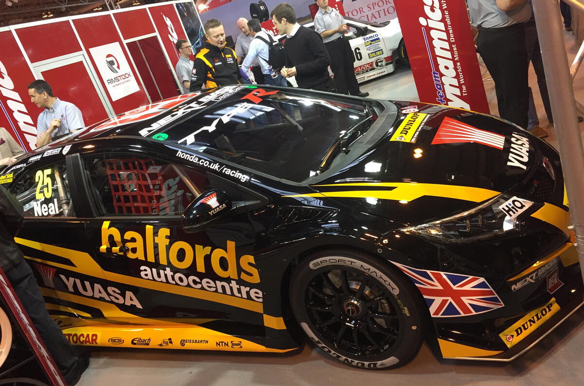 2017 Honda Civic Type R Btcc Racer Revealed With Striking New
