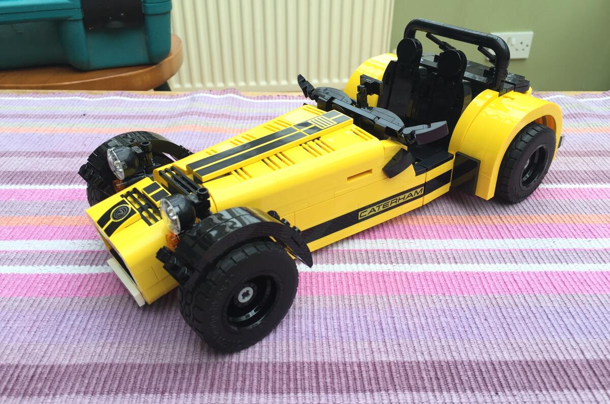 We test the Caterham Seven 620R... in Lego