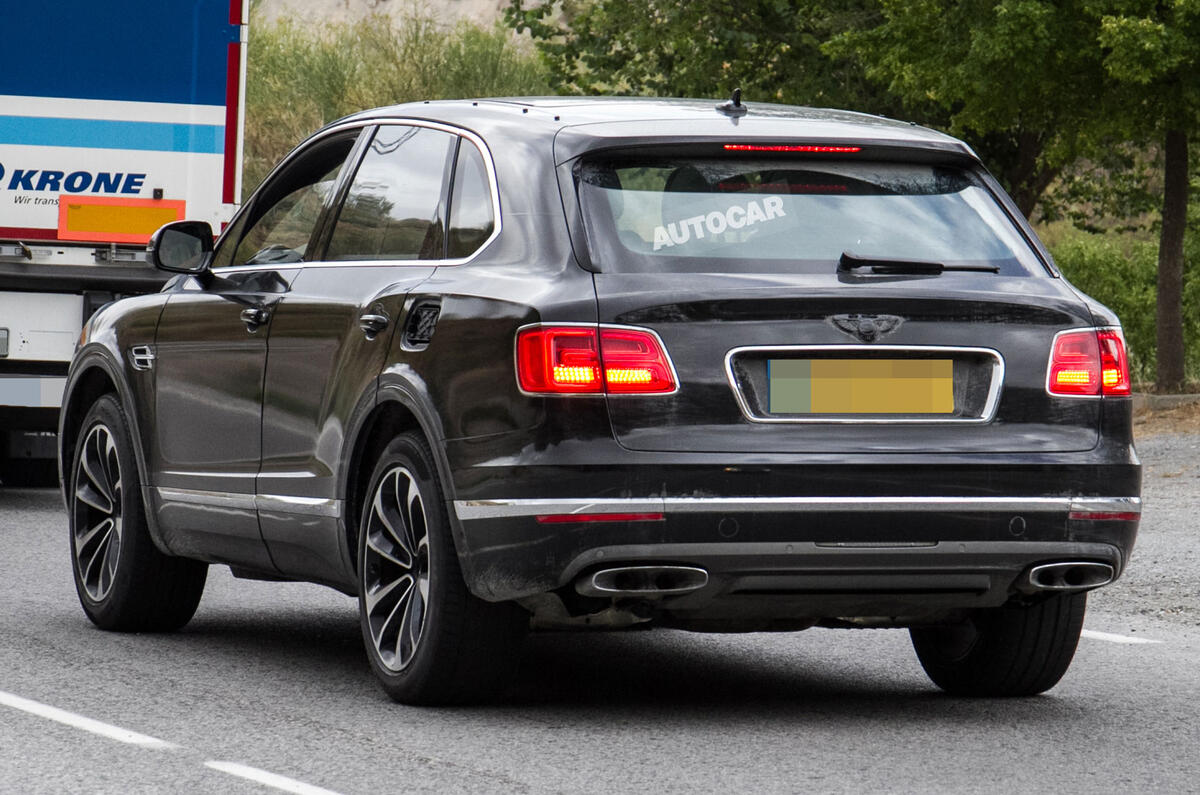 Bentley Bentayga Plug In Hybrid Due In 2018 With 3 0 Litre Petrol