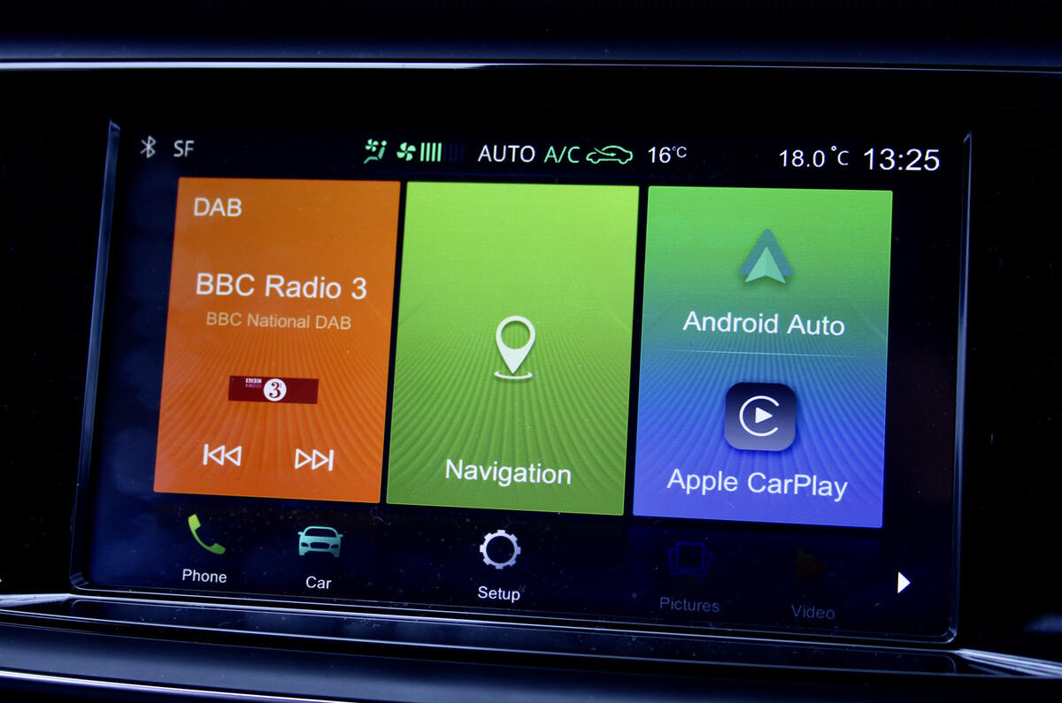 2020 MG 5 press shots