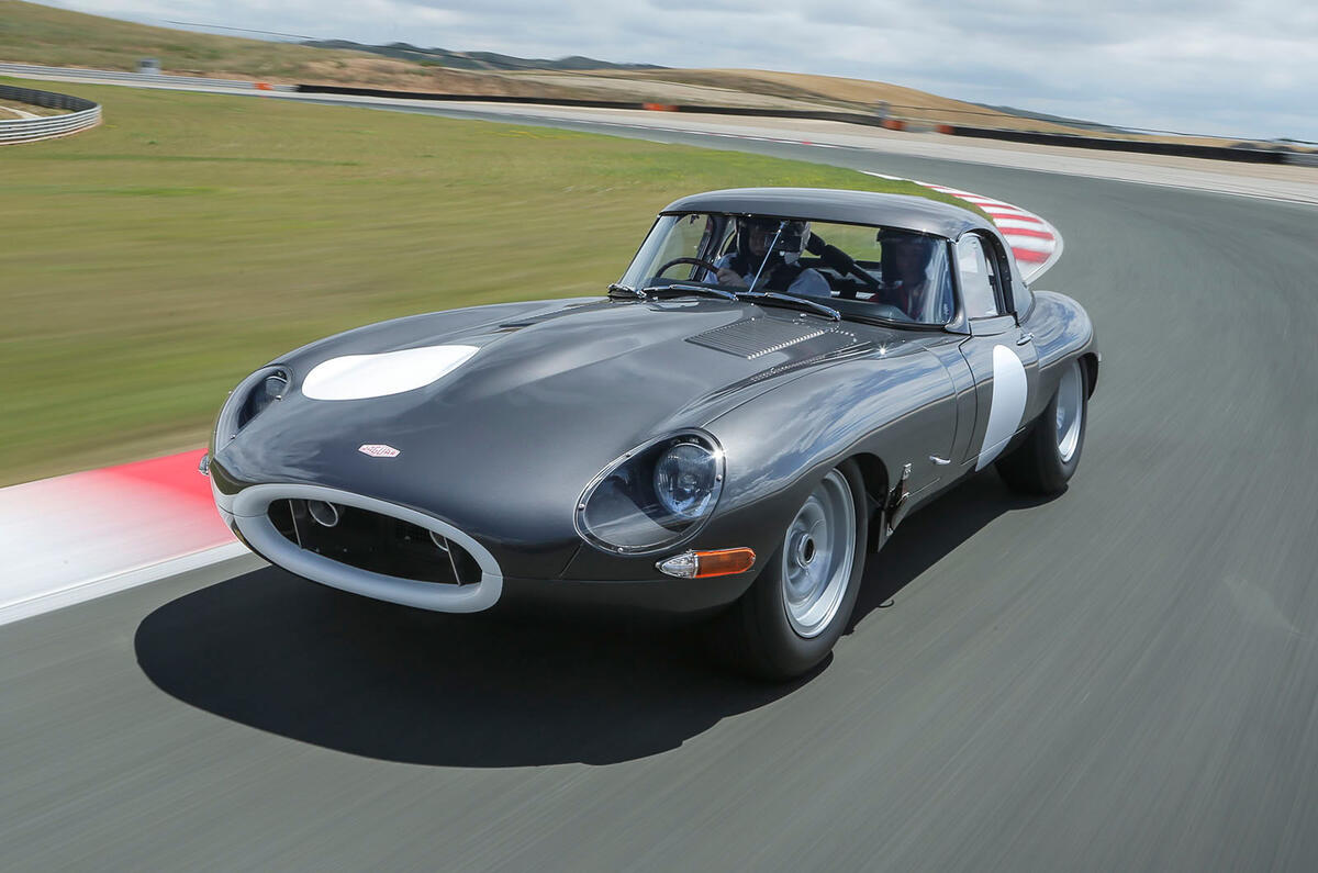 Jaguar E-Type Race Car LOUD SOUND