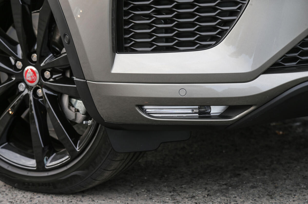 Jaguar E-Pace P300 LED foglights