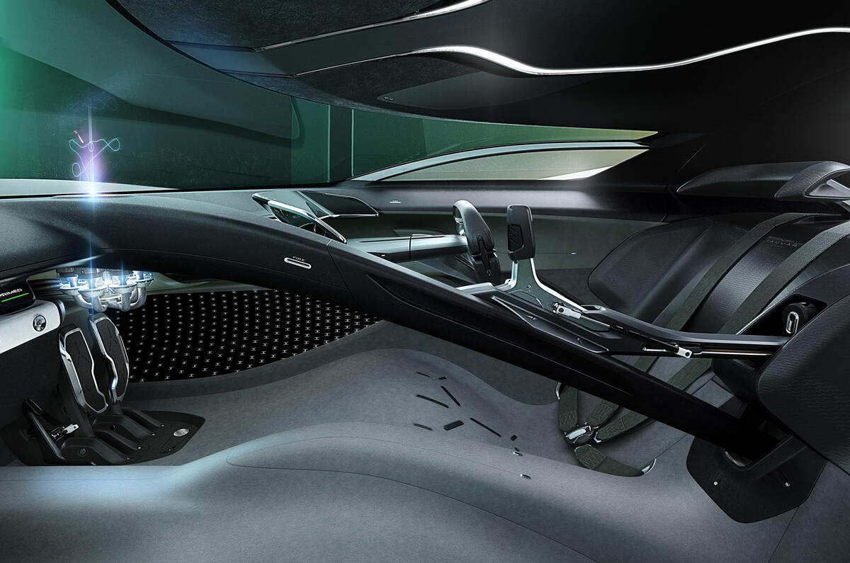Jaguar Vision Gran Turismo Coupe Interior 25.10.19 002