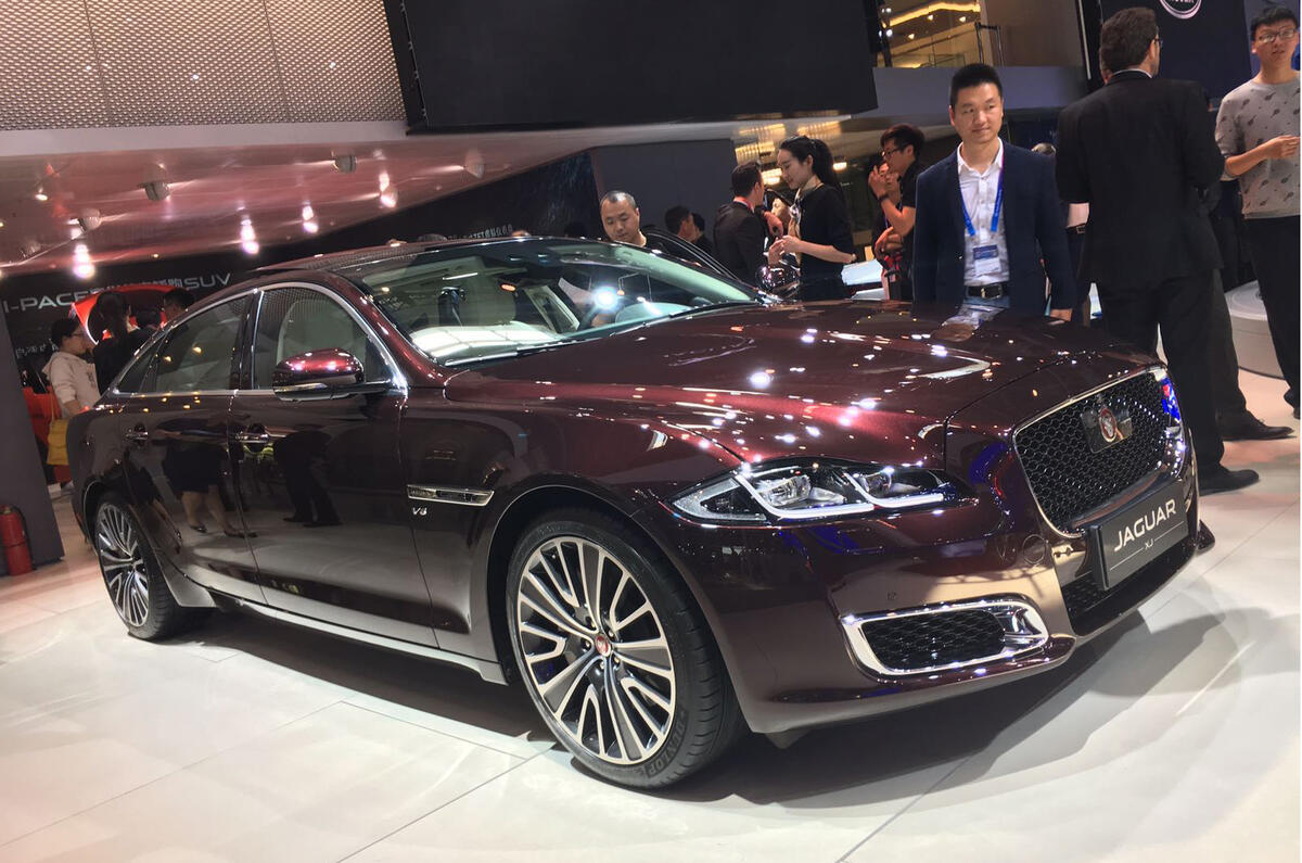 jaguarxj504.jpg?itok=L6XovRIq