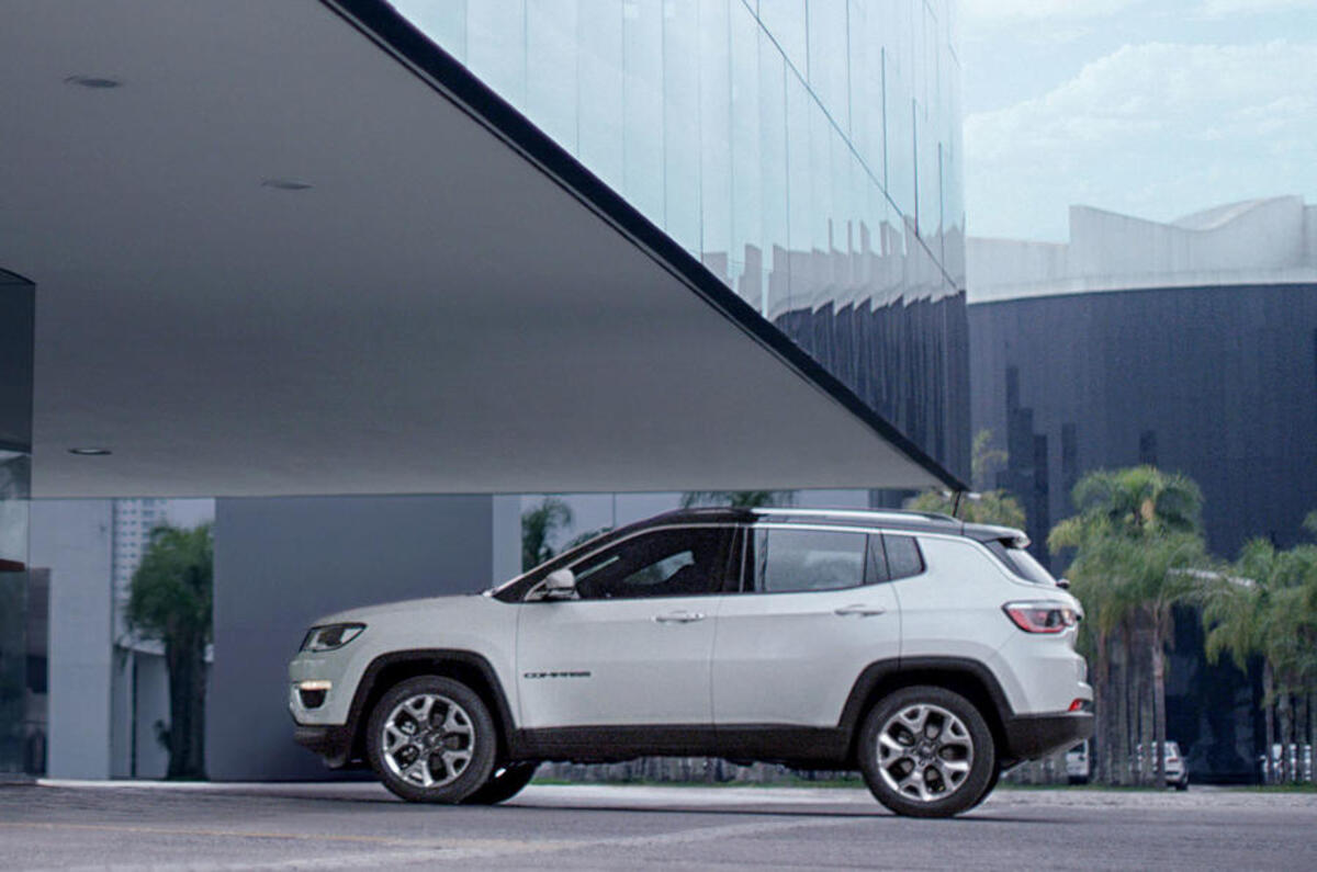 Jeep Compass Revealed At La Motor Show Autocar