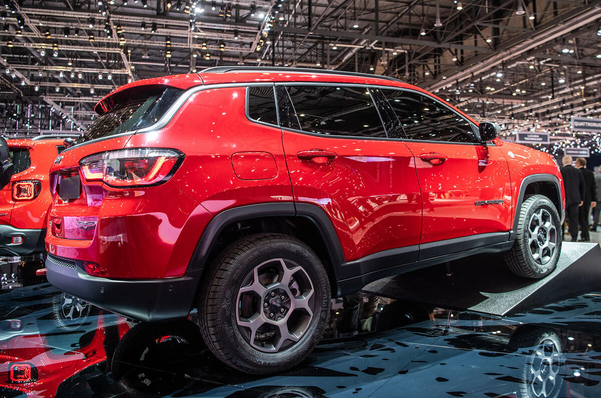 Jeep Renegade And Compass Phevs Arriving In 2020 Autocar
