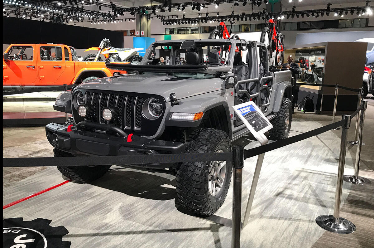 Jeep Gladiator Jt Truck Reveal Press Conference La Auto Show 2018