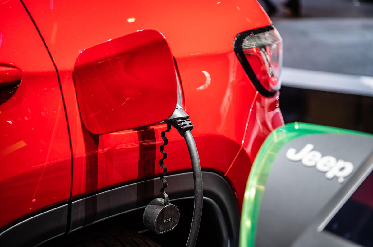 Jeep Renegade Plug In Hybrid Technical Details Revealed