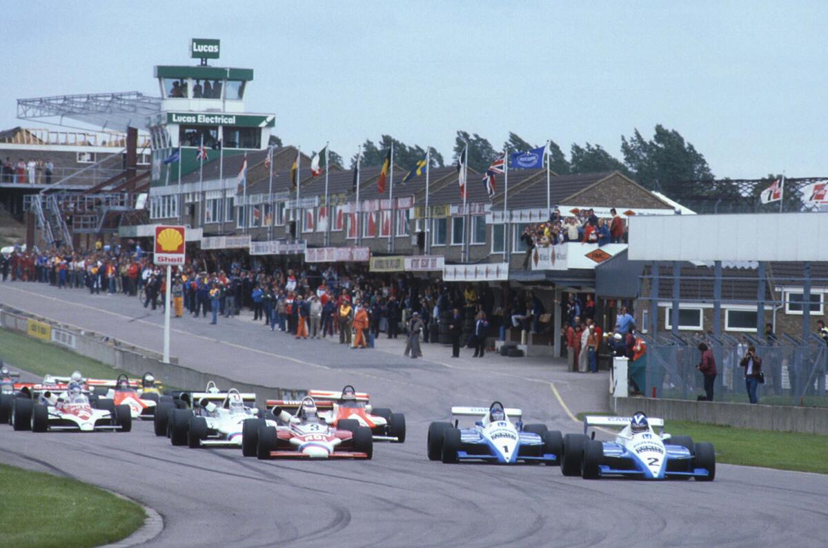 Jonathan Palmer leads at Donington Park