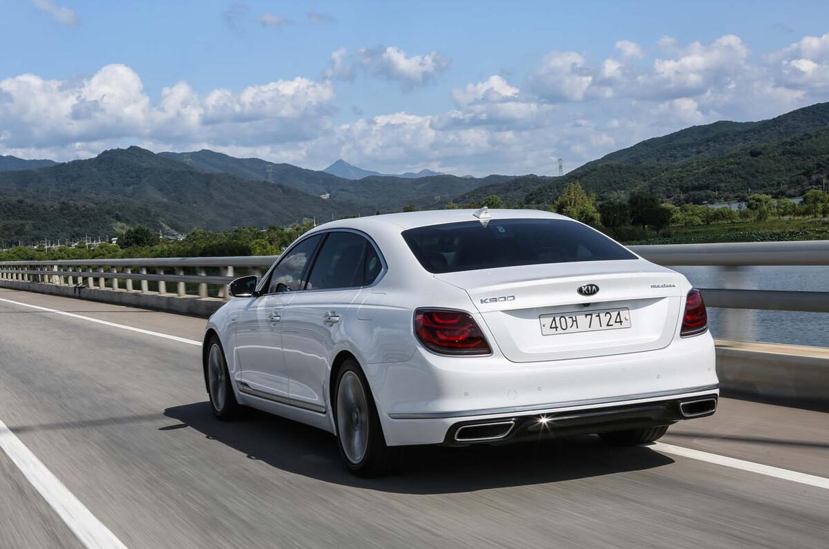 A Drive In The Kia K900 Korea S Answer To The S Class Autocar