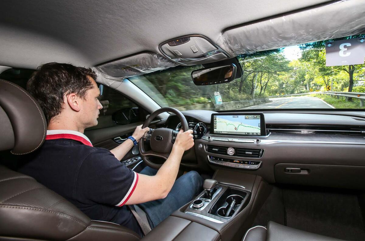Kia K900