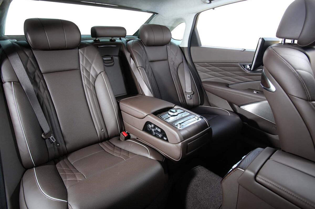 A Drive In The Kia K900 Korea S Answer To The S Class Autocar