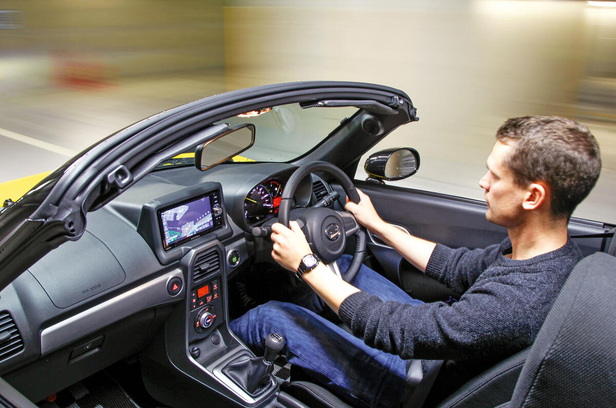 Honda S660 and Daihatsu Copen driven in Japan by Autocar  VW 