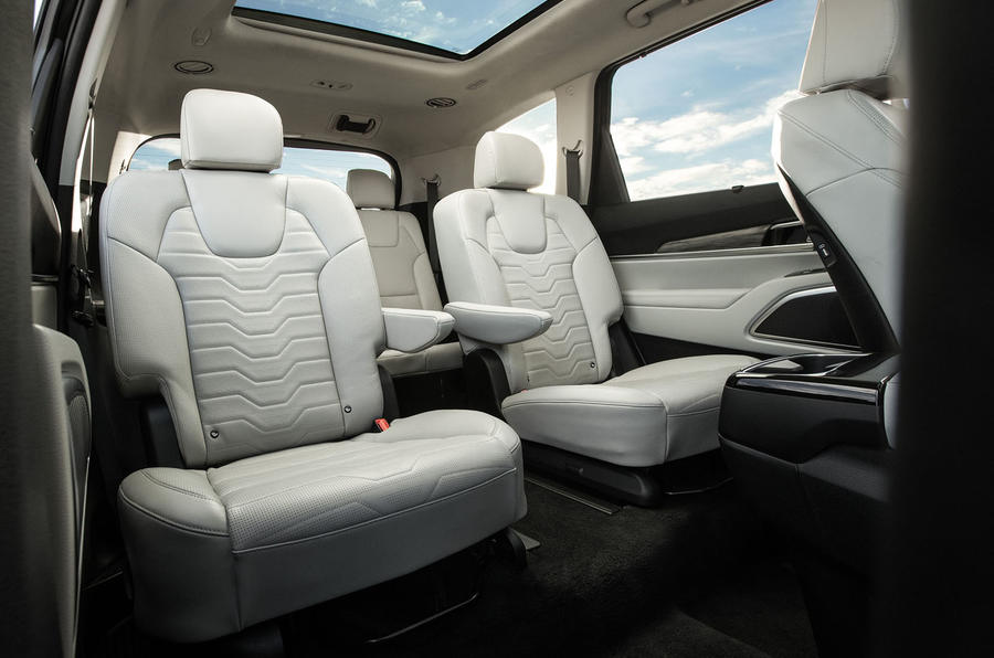 Kia Telluride SUV gets eight seats and all-terrain response | Autocar