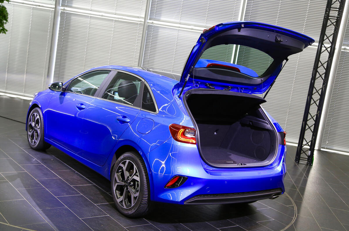 2018 Kia Ceed 18 295 Price And Uk Specs Confirmed For Ford Focus