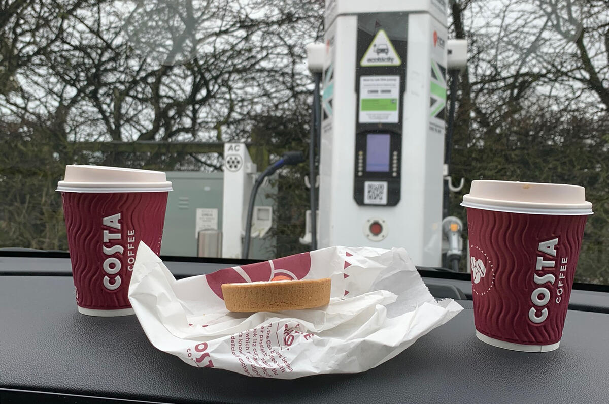 Kia e-Niro to Edinburgh - refreshments