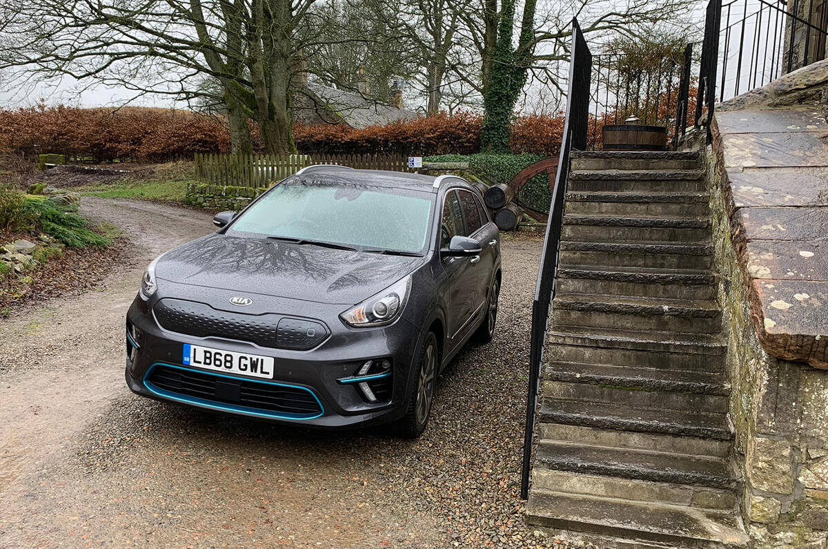 Kia e-Niro to Edinburgh - stairs