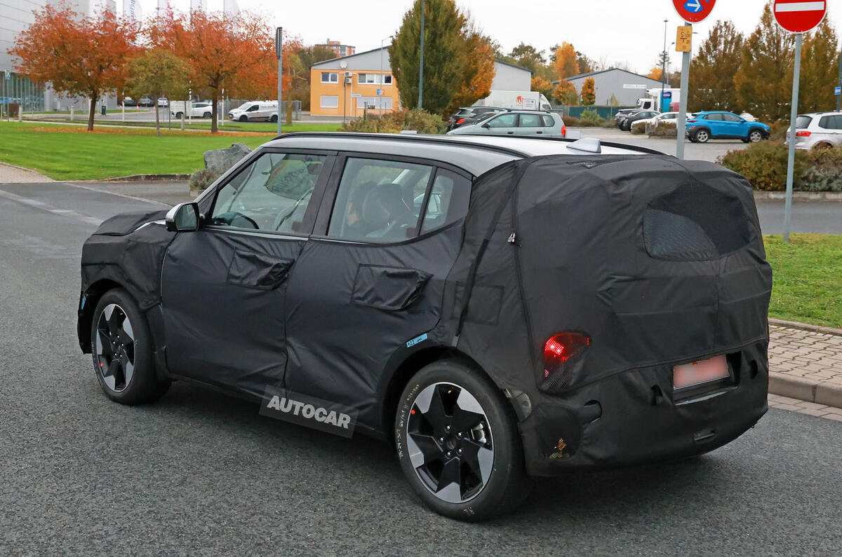 kia-ev2-prototype-rear-quarter.jpg