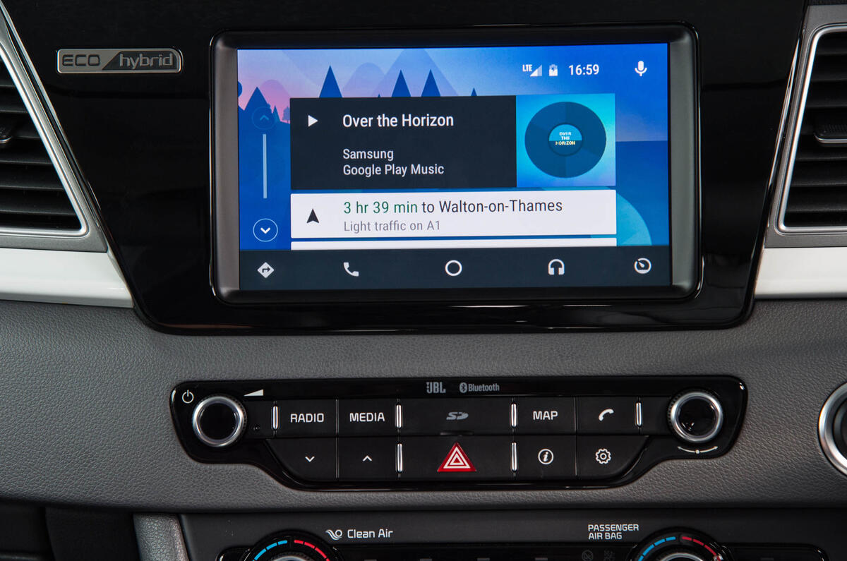 2016 Kia Niro First Edition review review | Autocar