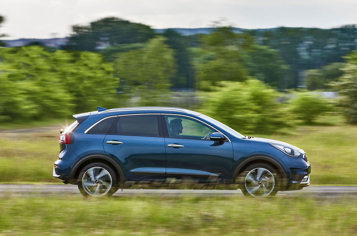 2016 Kia Niro Review Review Autocar