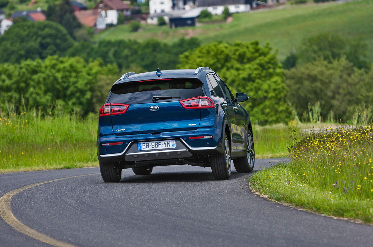 2016 Kia Niro review review Autocar