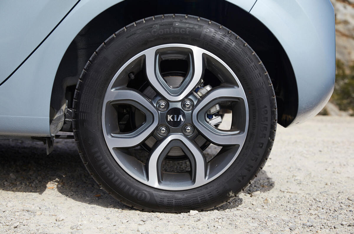 Kia Picanto 2 1.0 MPI 2017 review Autocar